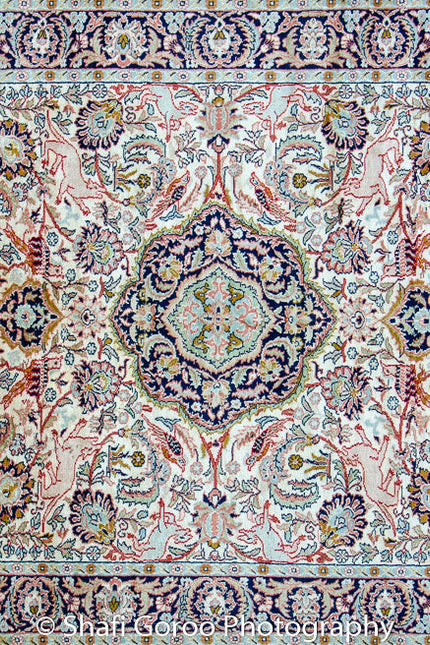 Regular silk carpet, size: 4 feet by 6 feet