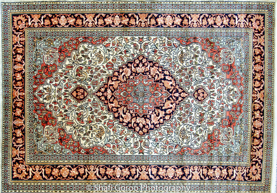 Regular silk carpet, size: 4 feet by 6 feet