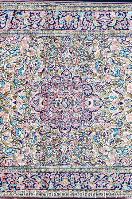 Regular silk carpet, size: 4 feet by 6 feet
