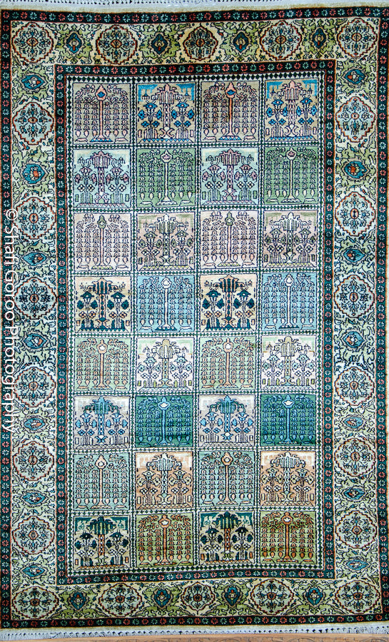 Regular silk carpet, size: 3 feet by 5 feet