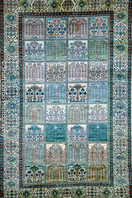 Regular silk carpet, size: 3 feet by 5 feet