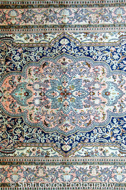 Regular silk carpet, size: 4 feet by 6 feet
