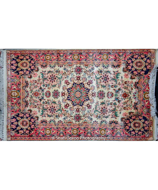Regular silk carpet, size: 2 feet 6 inches by 4 feet