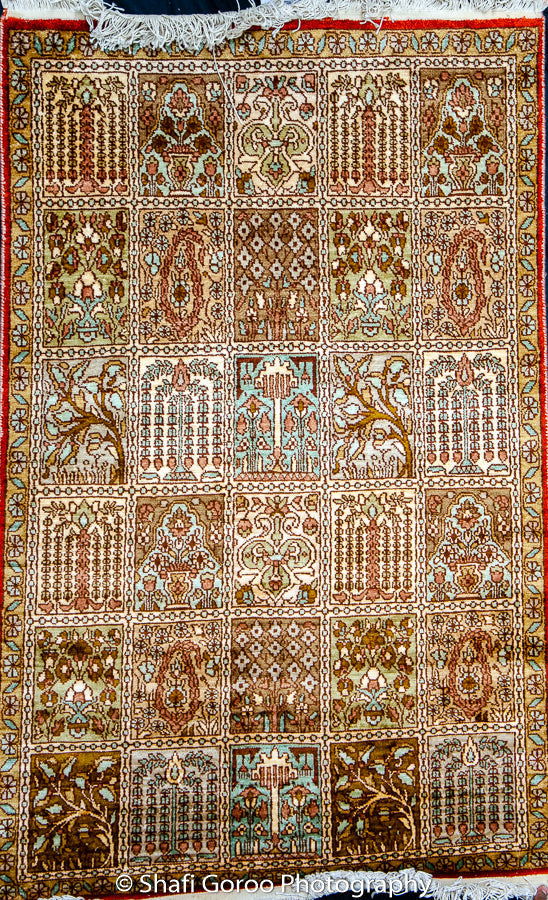 Regular silk carpet, size: 2 feet 6 inches by 4 feet