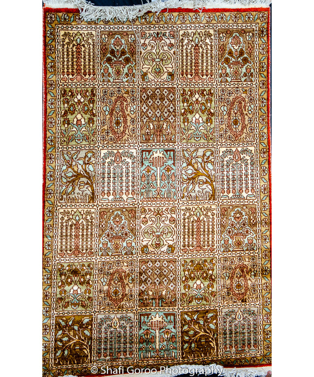 Regular silk carpet, size: 2 feet 6 inches by 4 feet