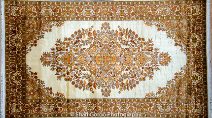 Regular silk carpet, size: 3 feet by 5 feet