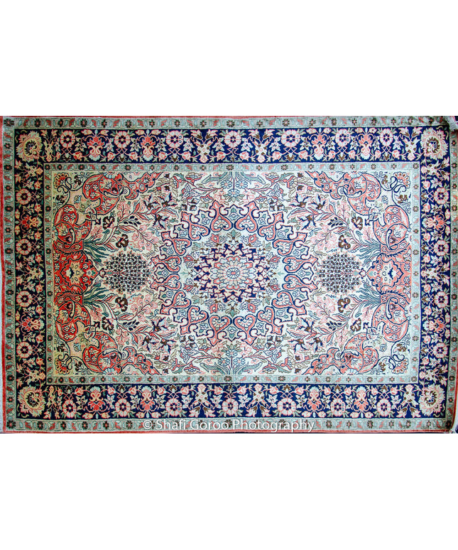 Regular silk carpet, size: 4 feet by 6 feet