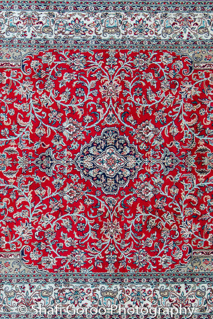 Regular silk carpet, size: 4 feet by 6 feet