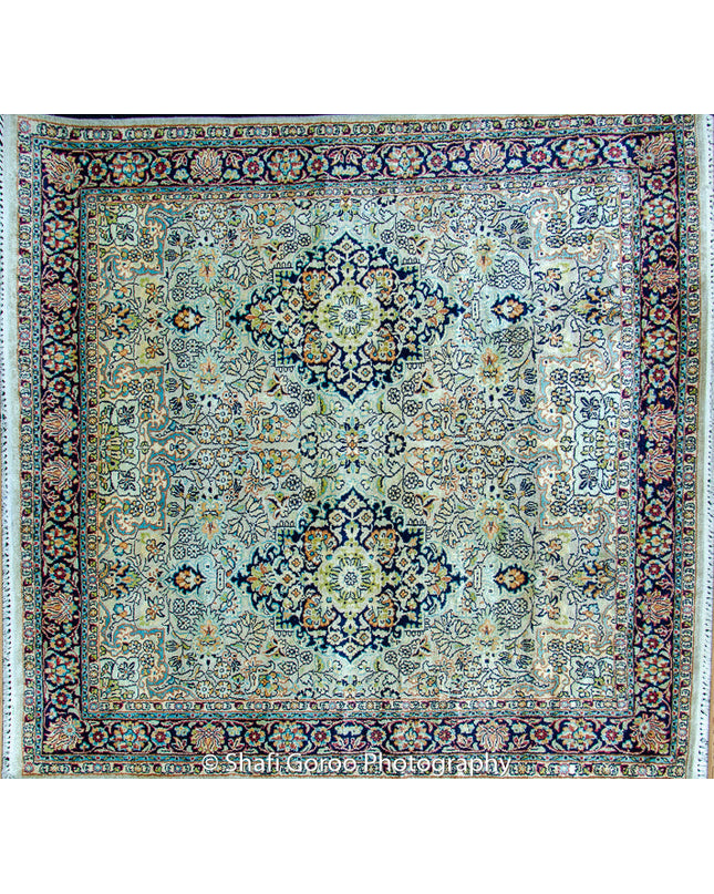 Regular silk carpet, size: 4 feet by 6 feet