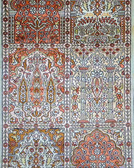 Regular silk carpet, size: 2 feet 6 inches by 4 feet