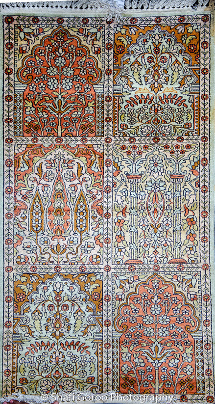 Regular silk carpet, size: 2 feet 6 inches by 4 feet