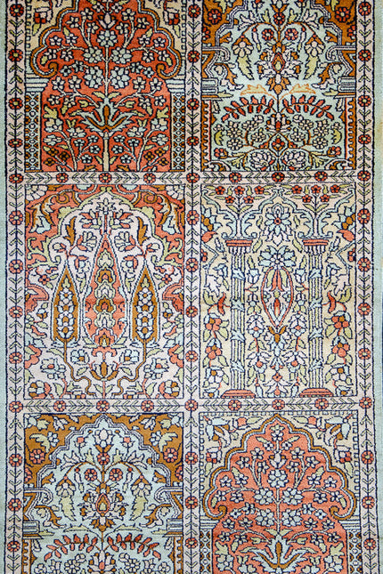 Regular silk carpet, size: 2 feet 6 inches by 4 feet