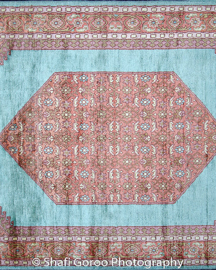 Regular silk carpet, size: 2 feet 6 inches by 4 feet