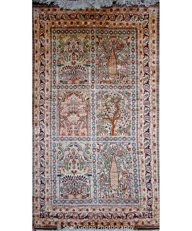 Regular silk carpet, size: 2 feet 6 inches by 4 feet