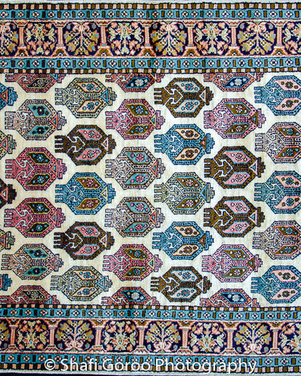 Regular silk carpet, size: 2 feet 6 inches by 4 feet