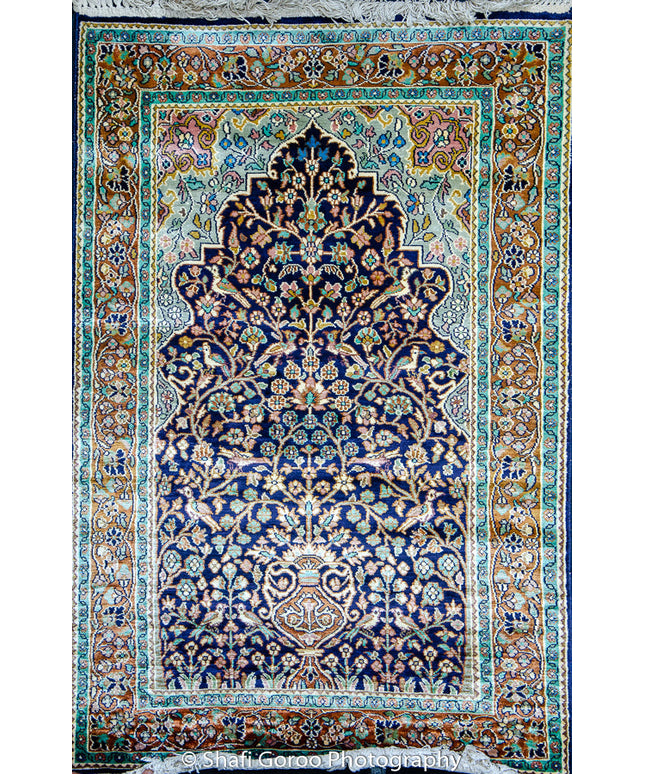 Regular silk carpet, size: 2 feet 6 inches by 4 feet