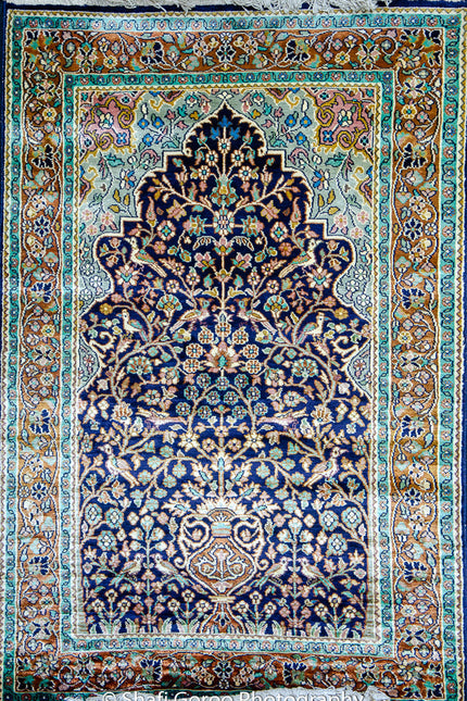 Regular silk carpet, size: 2 feet 6 inches by 4 feet