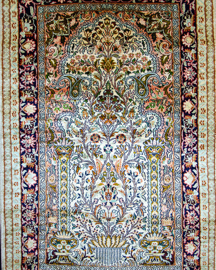 Regular silk carpet, size: 2 feet 6 inches by 4 feet