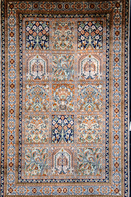 Regular silk carpet, size: 3 feet by 5 feet