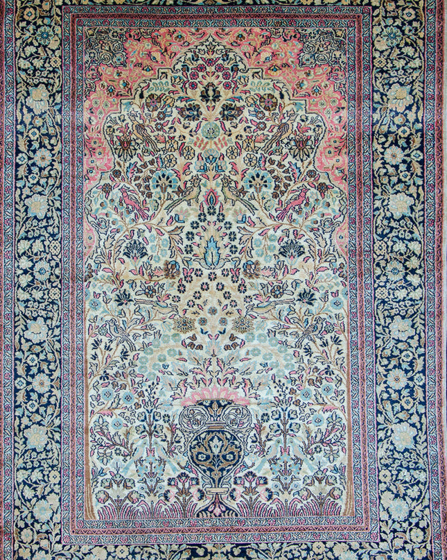 Regular silk carpet, size: 4 feet by 6 feet
