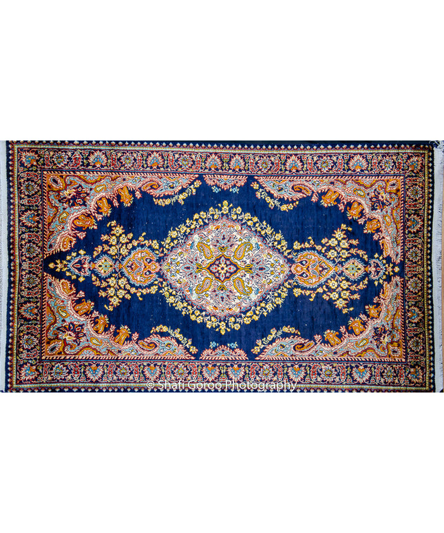 Regular silk carpet, size: 3 feet by 5 feet
