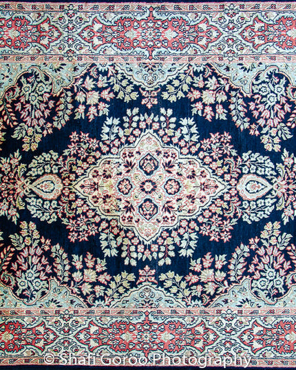 Regular silk carpet, size: 4 feet by 6 feet