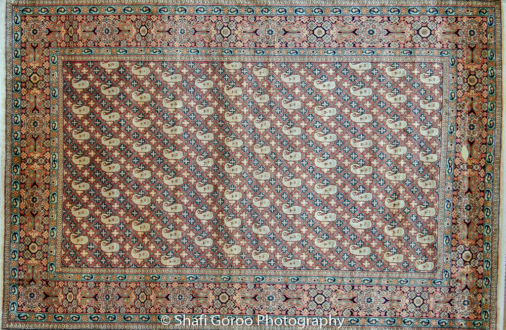 Regular silk carpet, size: 4 feet by 6 feet