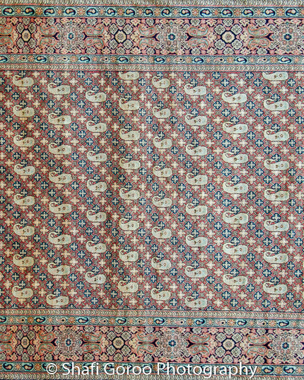 Regular silk carpet, size: 4 feet by 6 feet