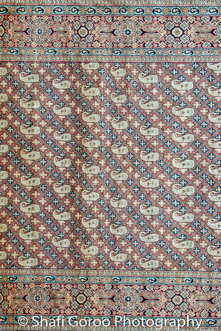 Regular silk carpet, size: 4 feet by 6 feet