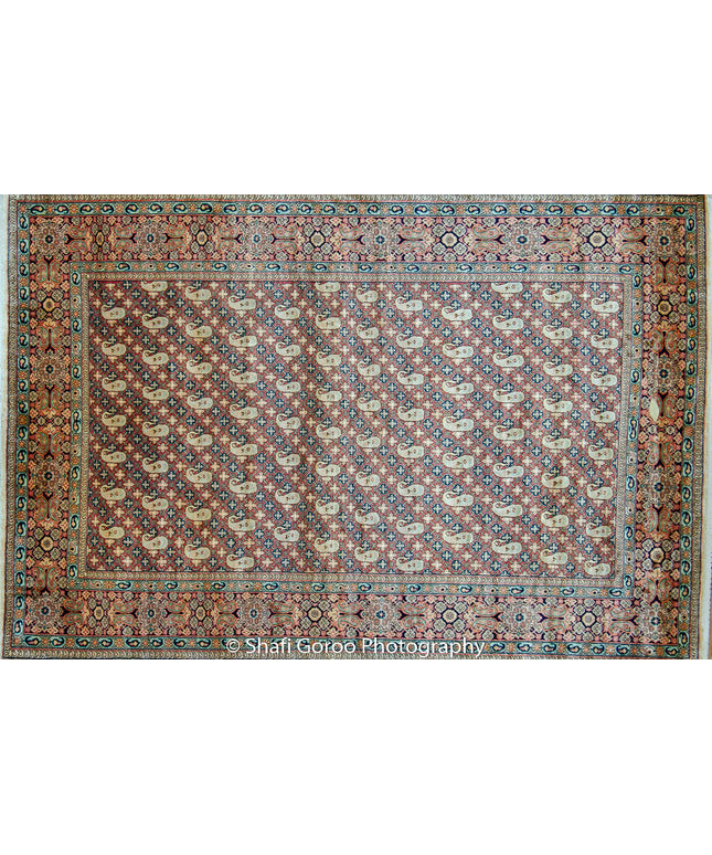 Regular silk carpet, size: 4 feet by 6 feet