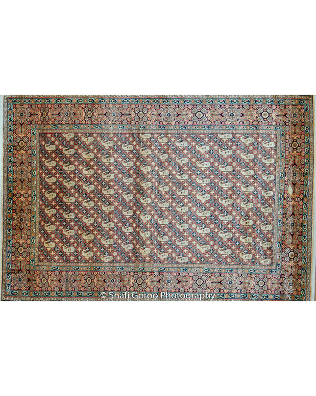 Regular silk carpet, size: 4 feet by 6 feet