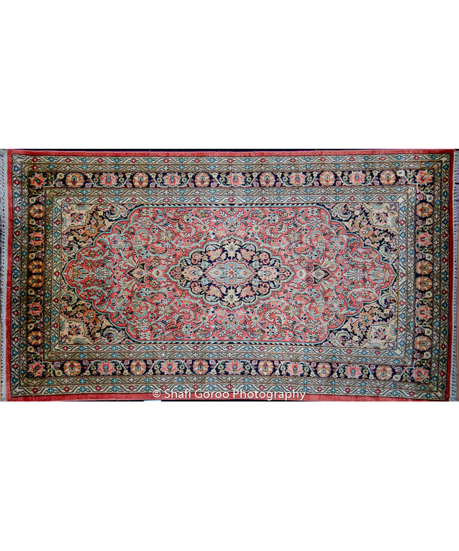 Regular silk carpet, size: 3 feet by 5 feet