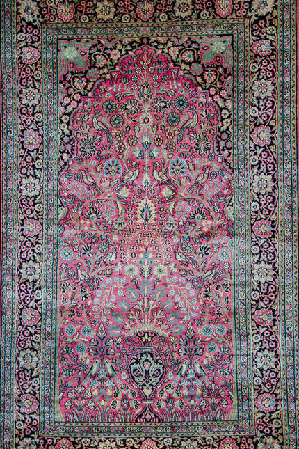 Regular silk carpet, size: 3 feet by 5 feet