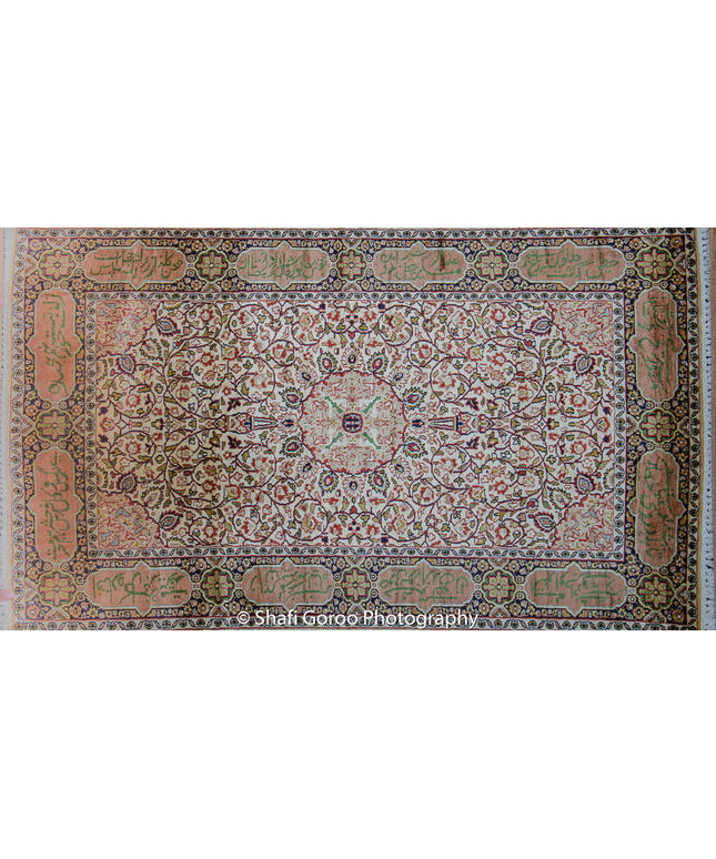 Regular silk carpet, size: 3 feet by 5 feet