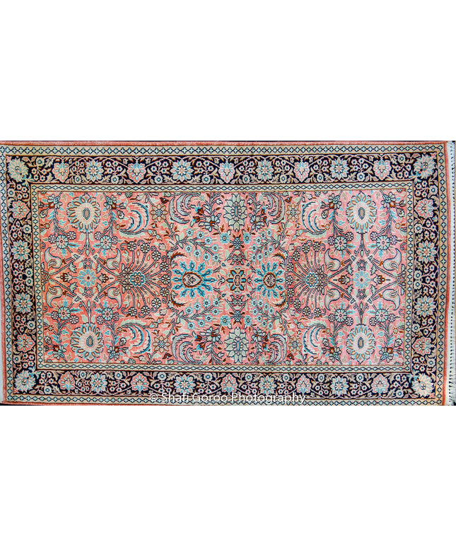 Regular silk carpet, size: 3 feet by 5 feet