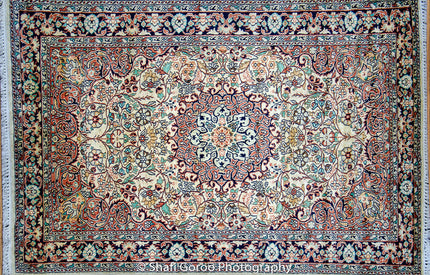 Regular silk carpet, size: 3 feet by 5 feet