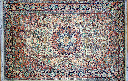 Regular silk carpet, size: 3 feet by 5 feet
