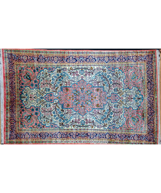 Regular silk carpet, size: 3 feet by 5 feet