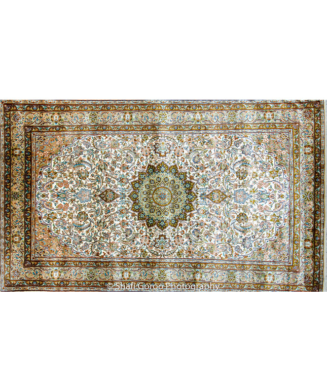 High knot silk on silk, size 3' x 5'