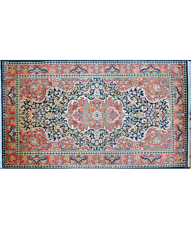 Regular silk carpet, size: 3 feet by 5 feet