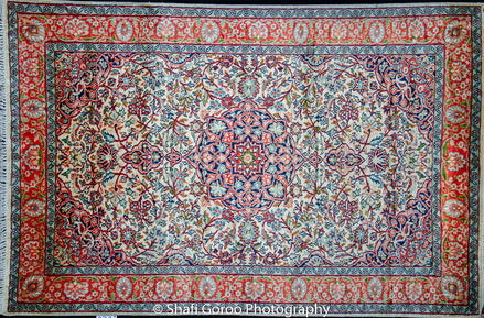 Regular silk carpet, size: 3 feet by 5 feet