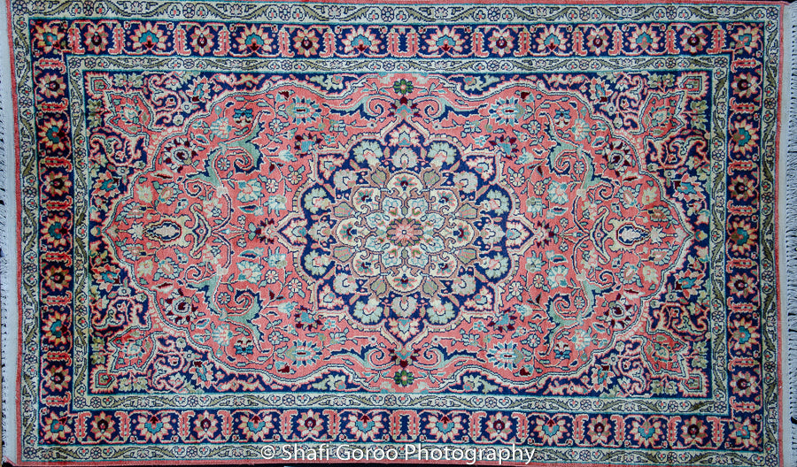 Regular silk carpet, size: 3 feet by 5 feet