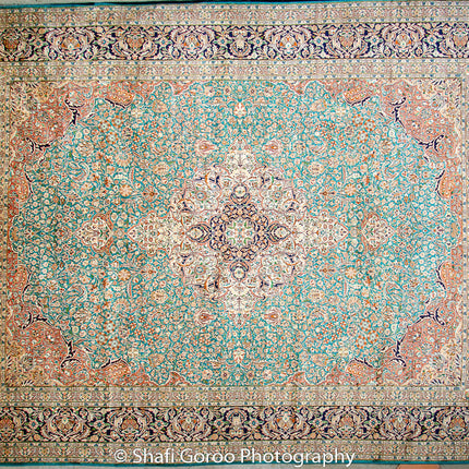 Collection image for: 6'x9' silk on silk high knot carpets
