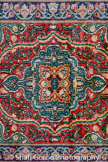 Regular silk carpet, size: 2 feet by 3 feet