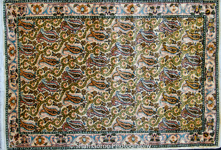 Regular silk carpet, size: 2 feet by 3 feet
