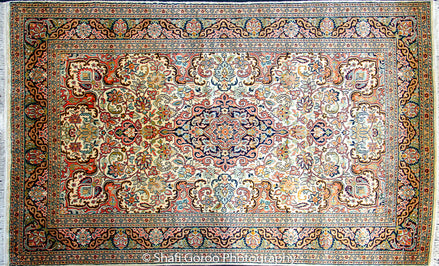 High knot silk on silk, size 2.5' x 4'