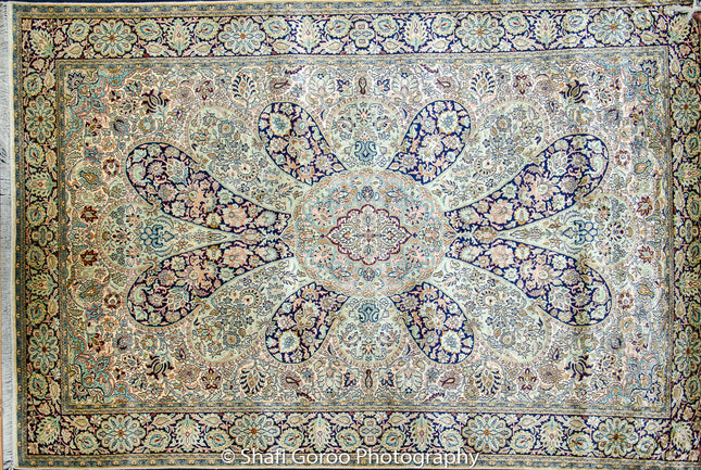 Extreme high knot Kashmir silk on silk carpet 4' x 6'