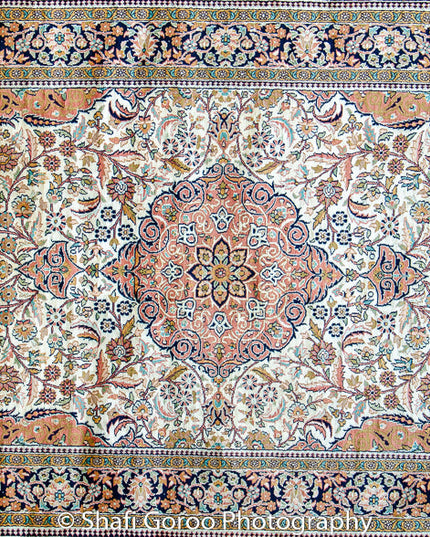 High knot silk on silk, size 3' x 5'