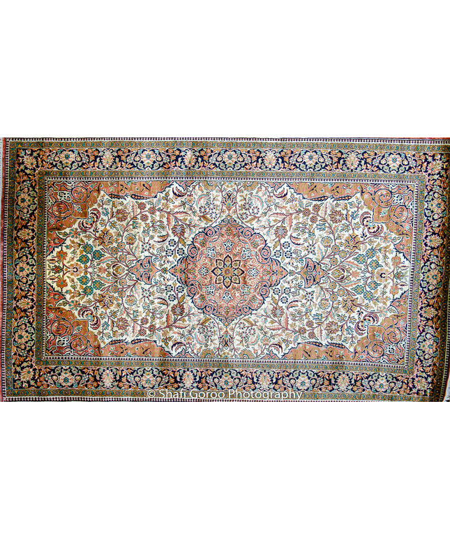 High knot silk on silk, size 3' x 5'