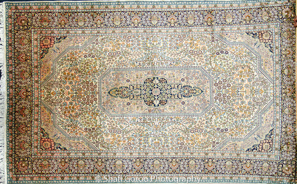 High knot silk on silk, size 4'x6'